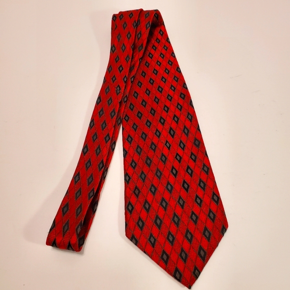 Sazzari Red Geometric Silk Tie Jacquard Fabric Made in Italy - Picture 2 of 5
